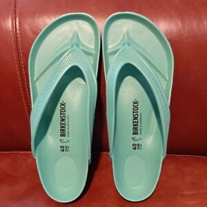 Size 40 Birkenstock Honolulu Mint Green Sandals